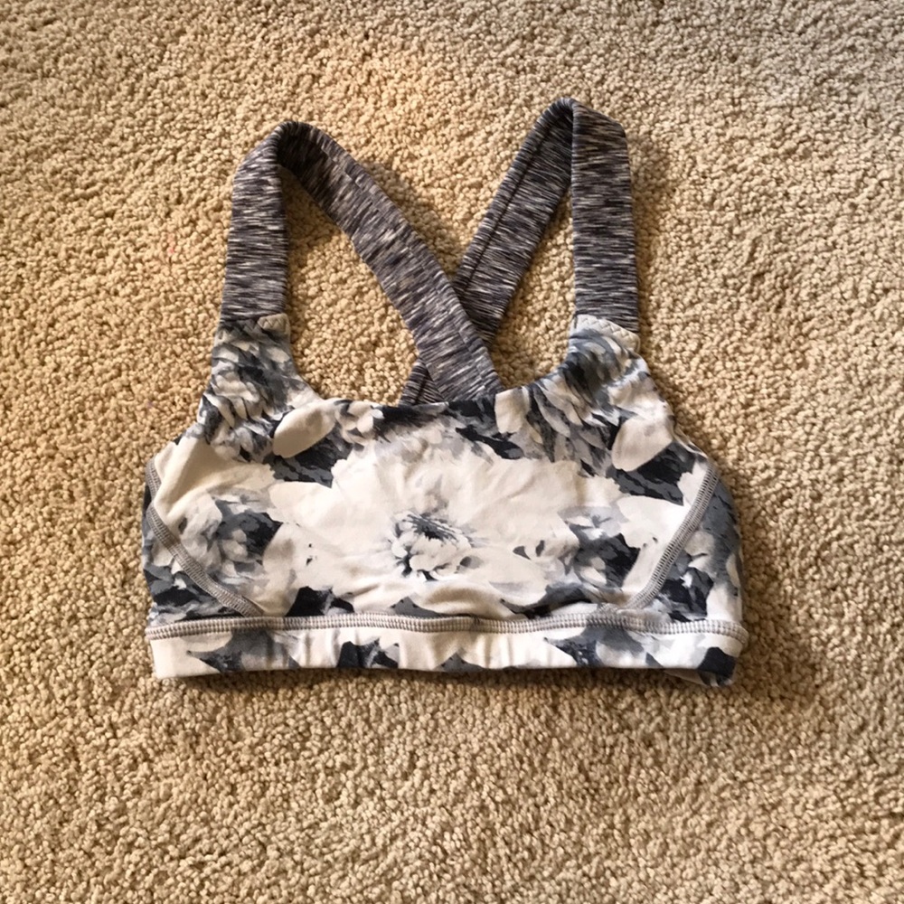 American Eagle active wear, sports bra